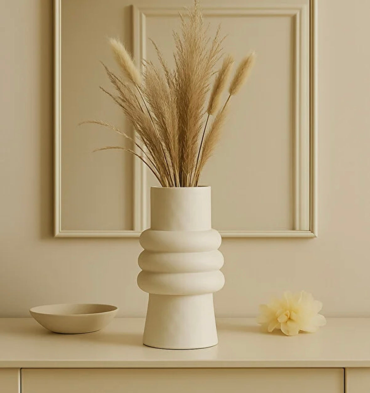 Solace Curve Vase